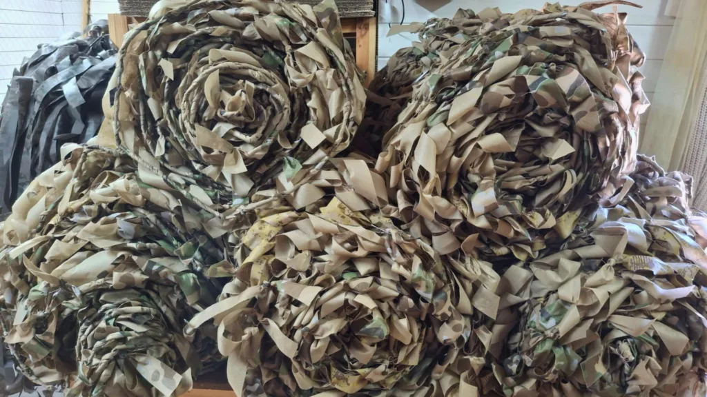 Продовжуємо передавати маскувальні сітки нашим захисникам